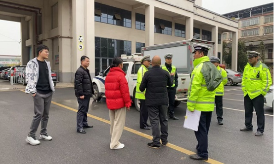 é�ݽ�������ѧУ���ಿ�����ϡ������������� š��У����ȫ����˿����