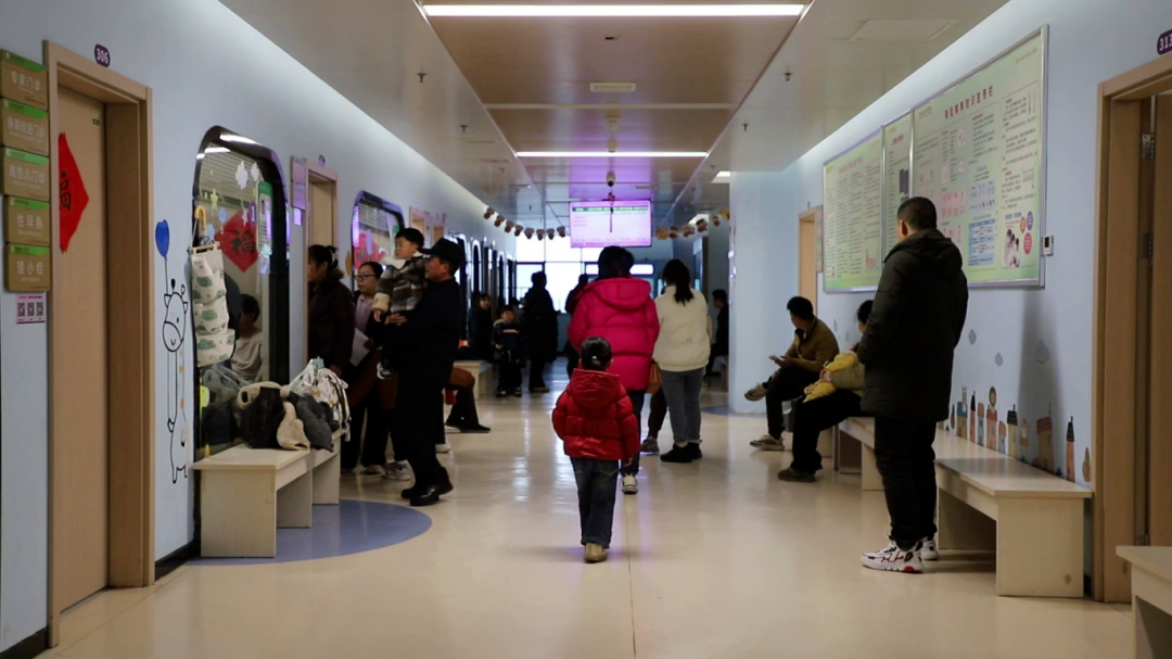 ������ѧ�������ظ��ױ���Ժ��չ�׶�԰������԰���