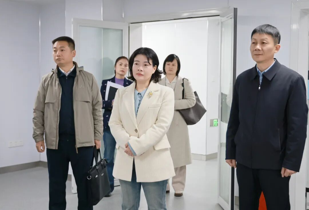 �ӽ���ר����м����⹤��