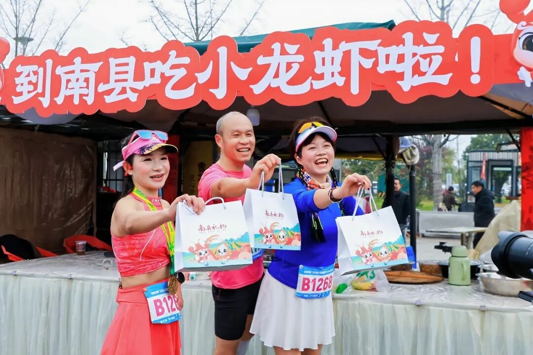 �������� ζ����ͥ �����������Ļ�����������ʳʢ��ů����