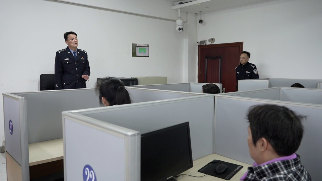 ���ؽ���Ϊ92��Ⱥ�����ϡ�����ݿ���